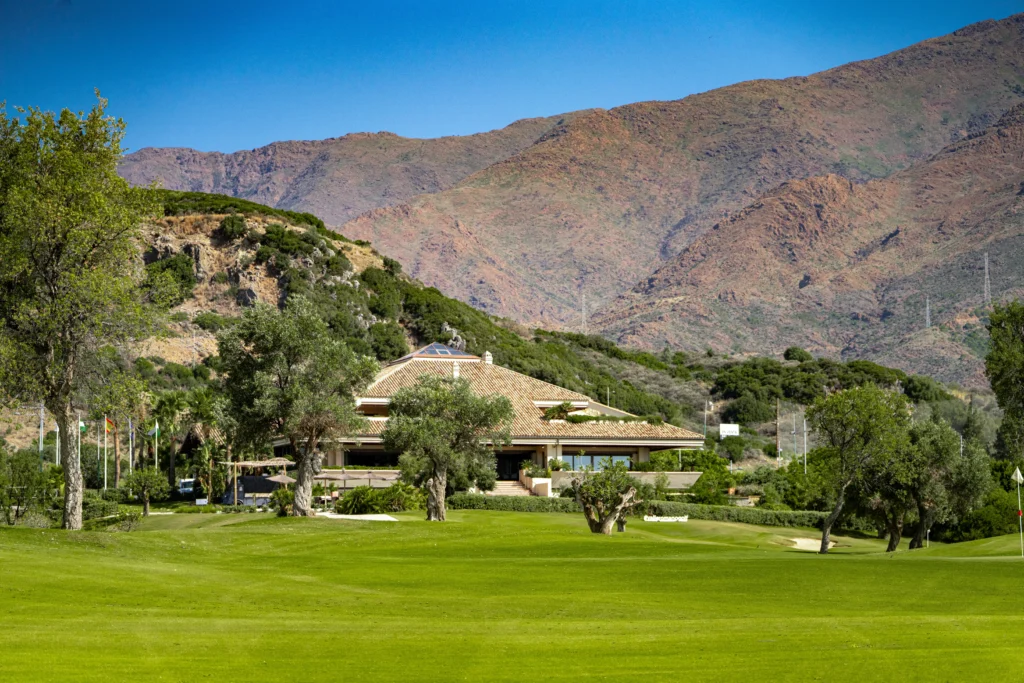 Golf Courses in Estepona