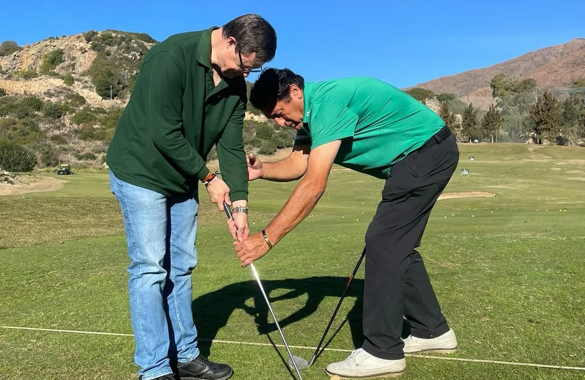 APRONA Valle Romano Golf & Resort y Fundación APRONA firman un Convenio para Promover el Golf Adaptado