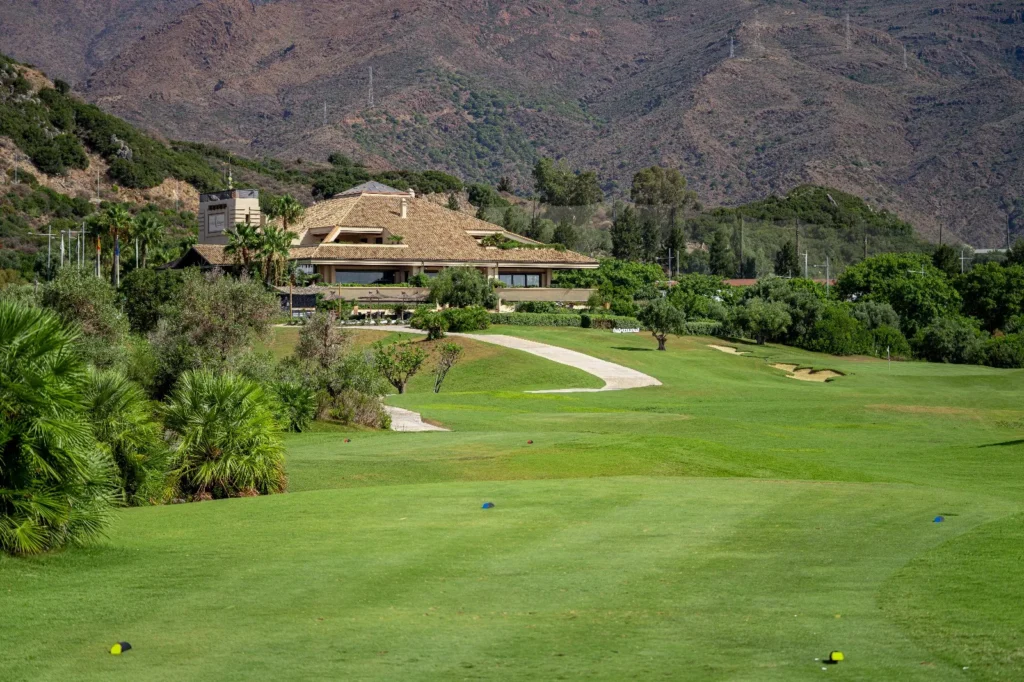 The essence of golf in Estepona, Valle Romano